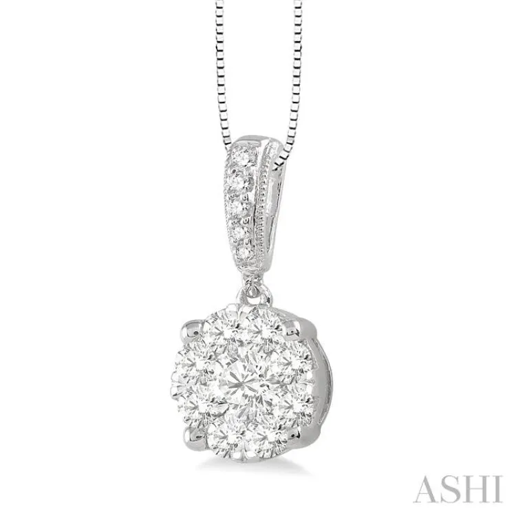 1/2 Ctw Lovebright Round Cut Diamond Pendant in 14K White Gold with Chain