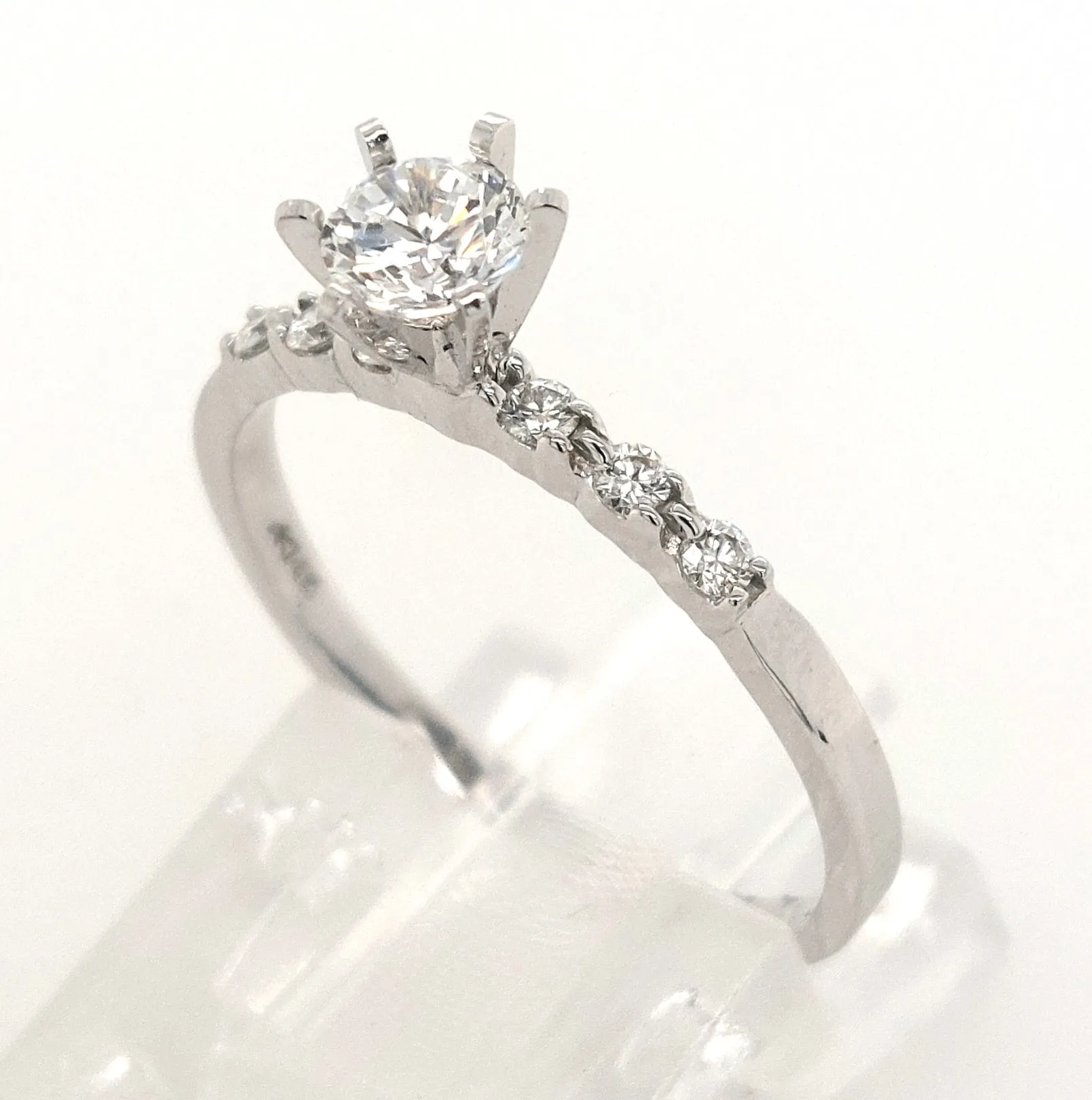 14KW Diamond Semi-Mount Ring with 0.40ct Cubic Zirconia Center (Size 7)