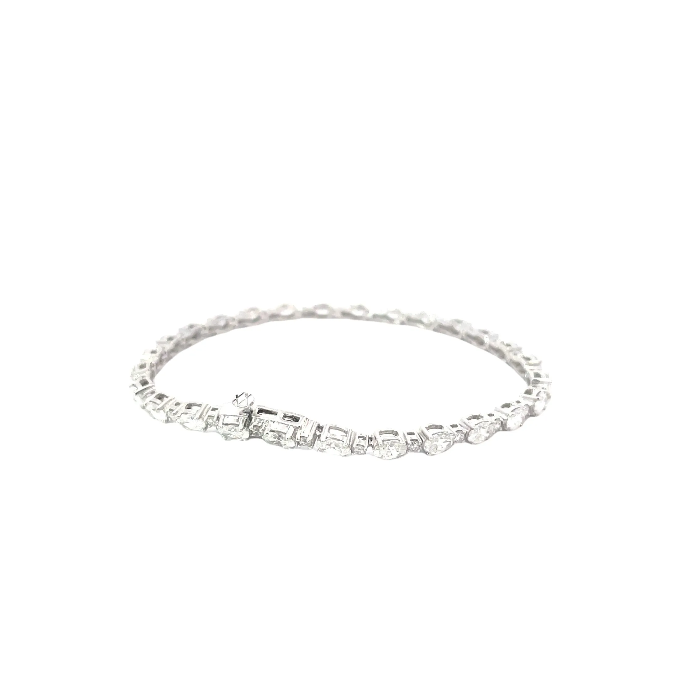 Alternating Lab Grown Diamond Tennis Bracelet