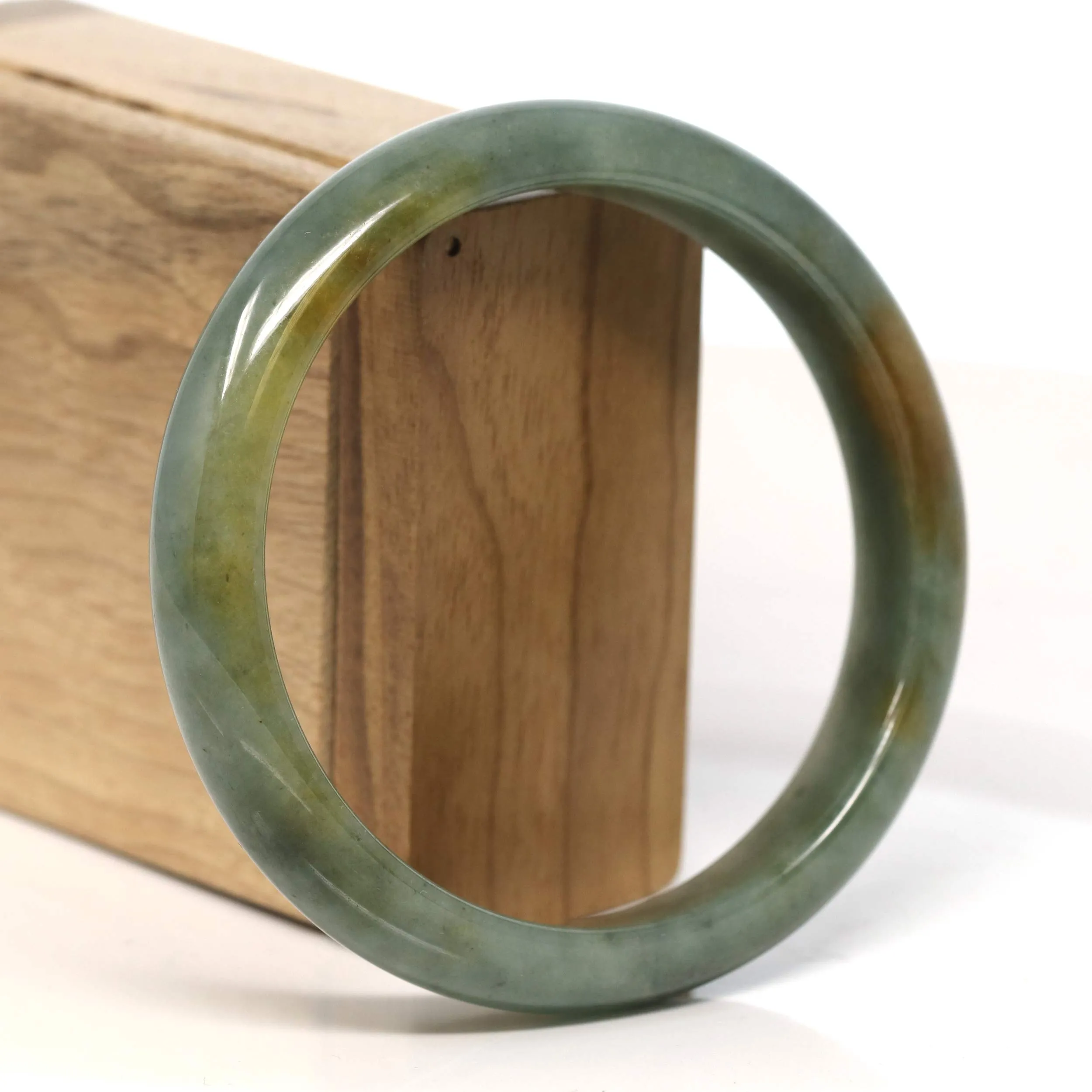 Baikalla "Half Round"  Light Green Jadeite Jade Bangle Bracelet (63.1 mm) #T411