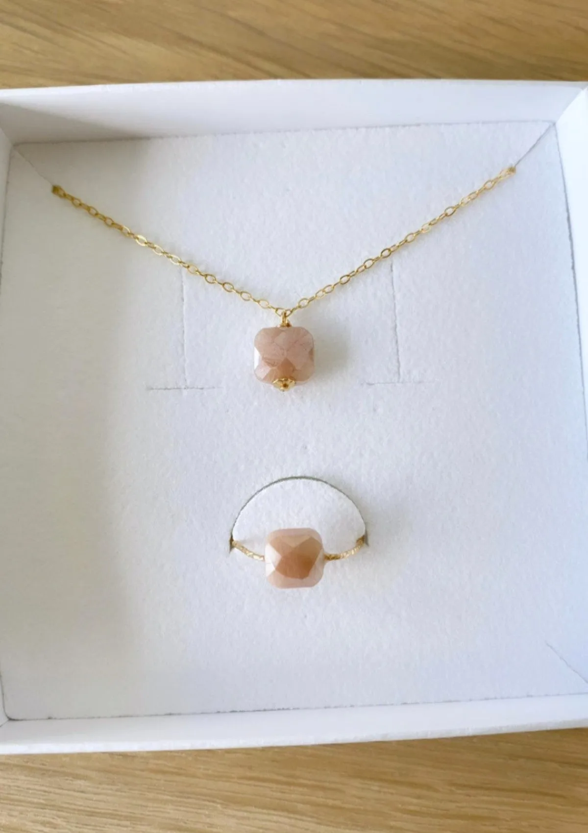 Chocolate Moonstone One Point Necklace