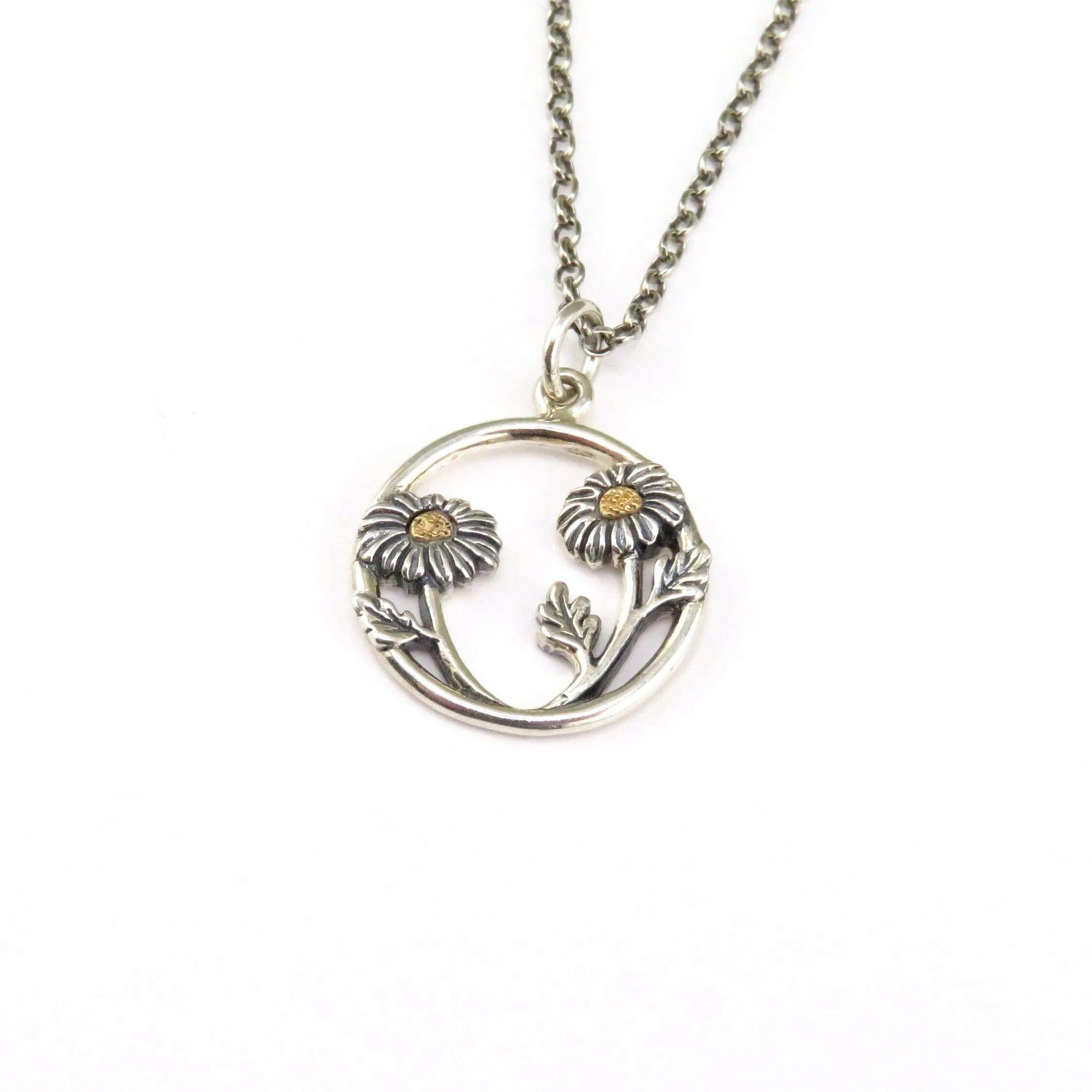 Daisy Frame Necklace