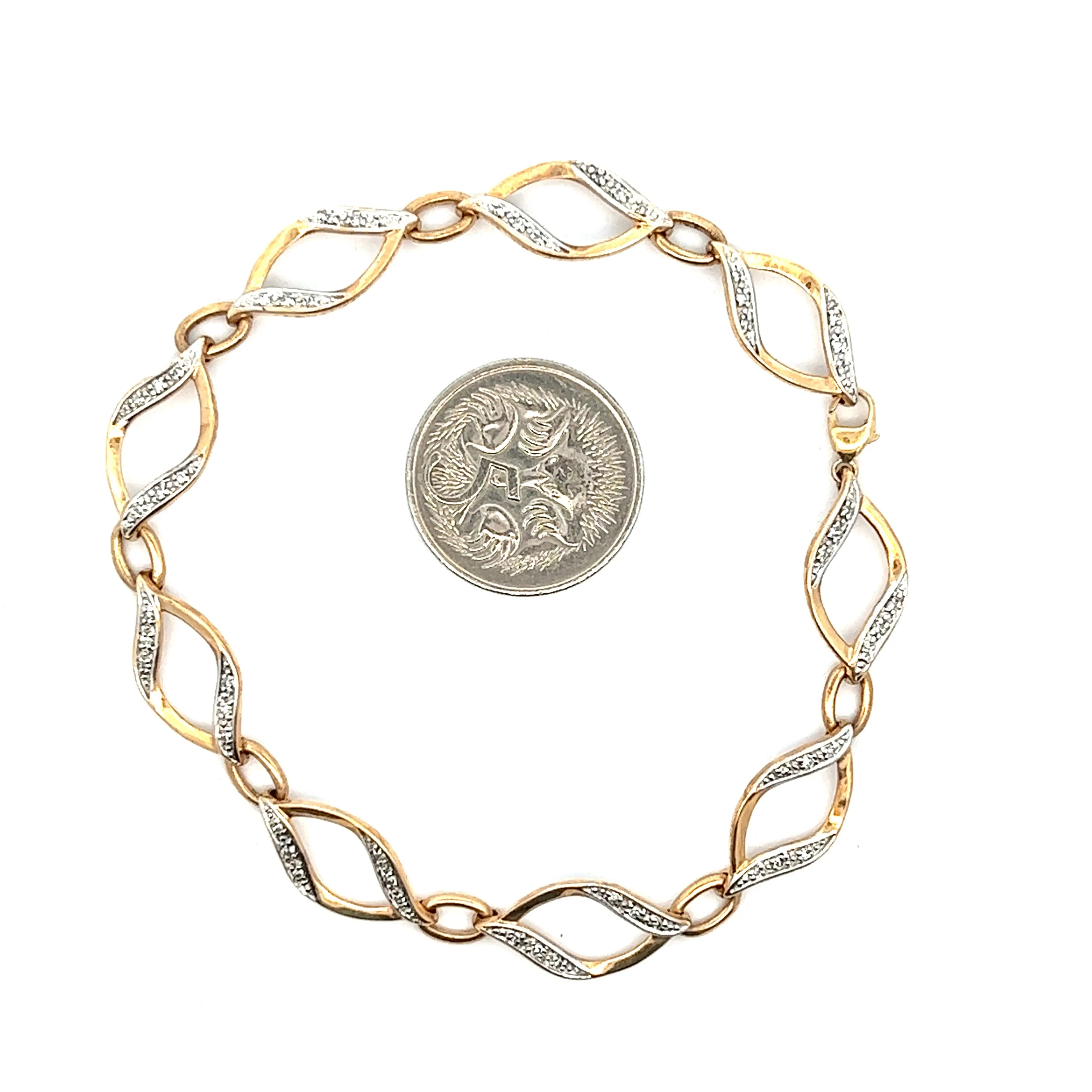 Diamond 10ct Yellow Gold Nine Link Bracelet