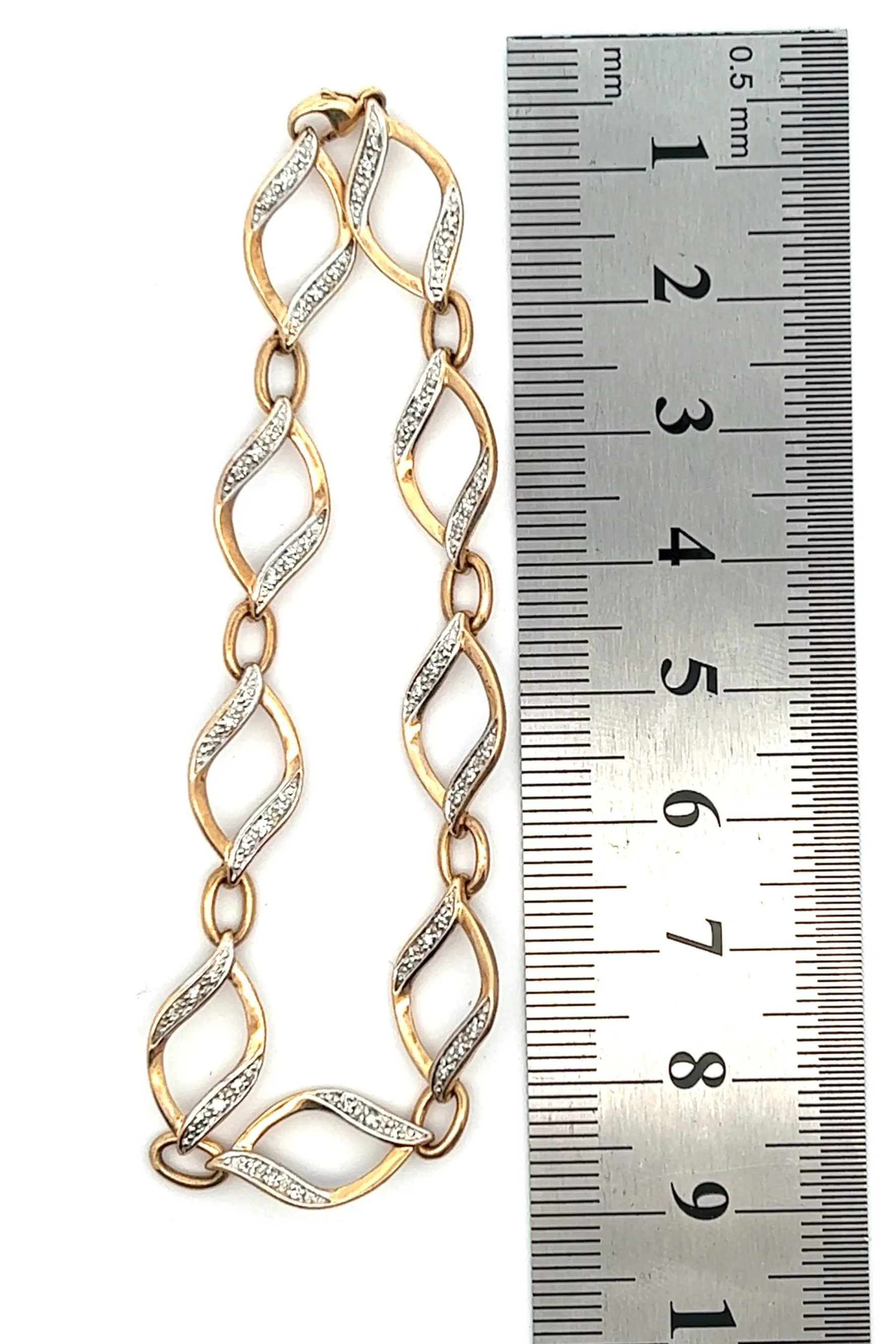 Diamond 10ct Yellow Gold Nine Link Bracelet