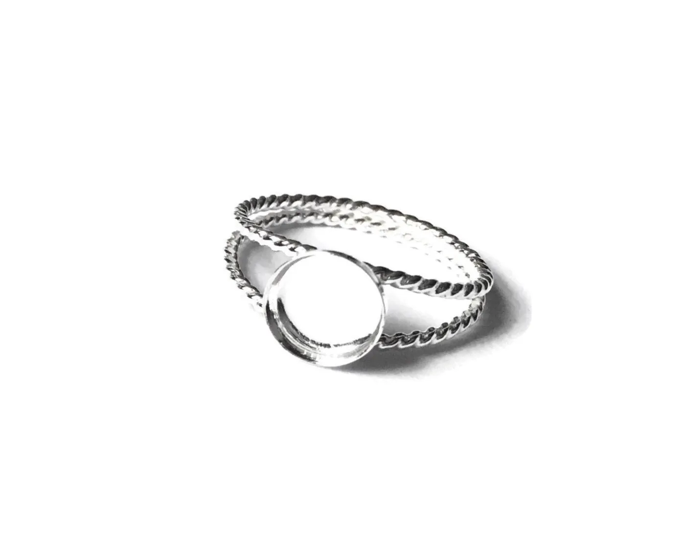 Double Twist Band Ring Blank Round Bezel Cup | 6 mm, 8 mm, 10 mm, 12 mm, 14 mm