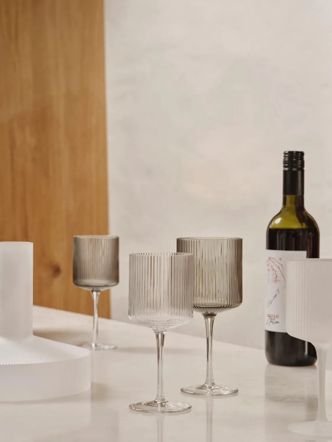 ferm Living Set of 2 Ripple Red Wine Glasses in Clear Glass