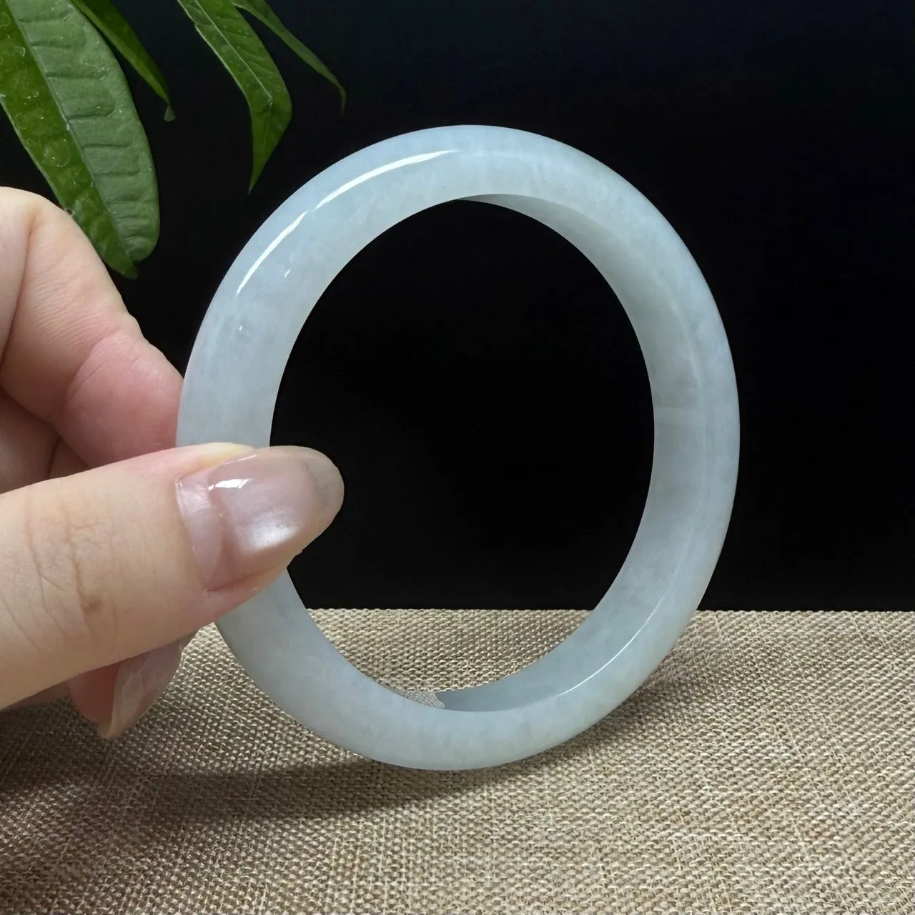 Genuine Burmese Green Jade Jadeite Bangle Bracelet ( 62.2mm )