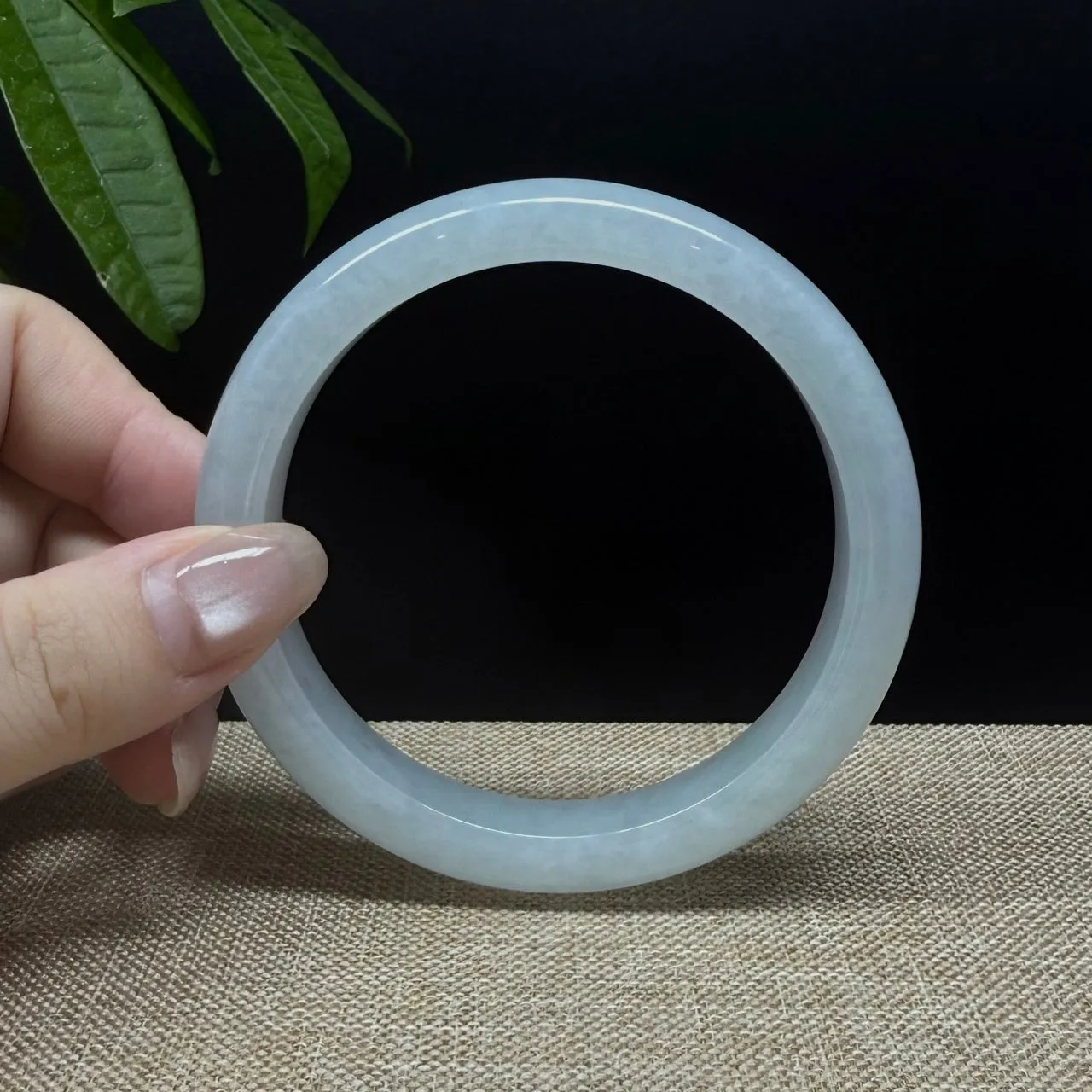 Genuine Burmese Green Jade Jadeite Bangle Bracelet ( 62.2mm )