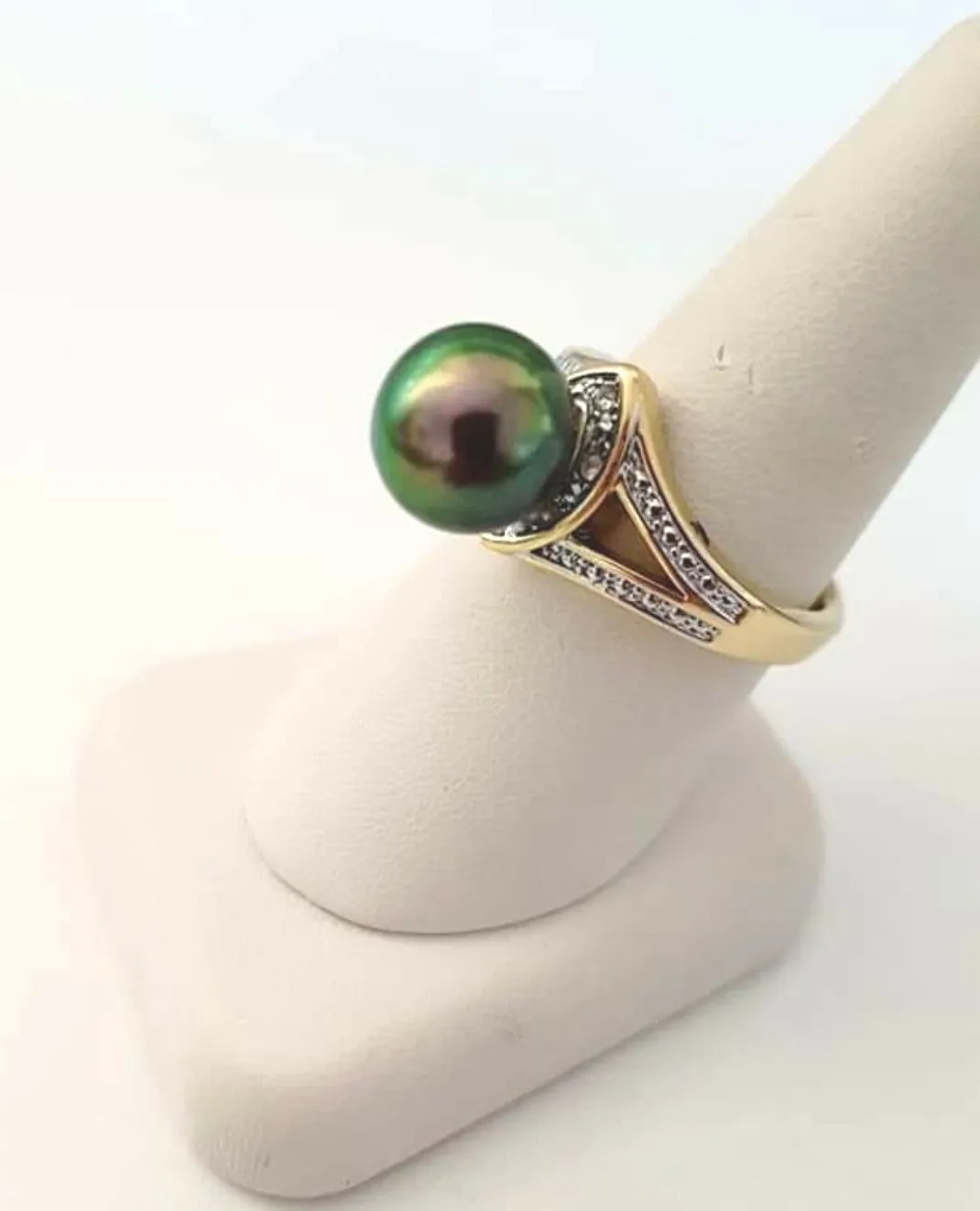 Gorgeous Kiara -Authentic Tahitian Smooth Round Pearl Ring