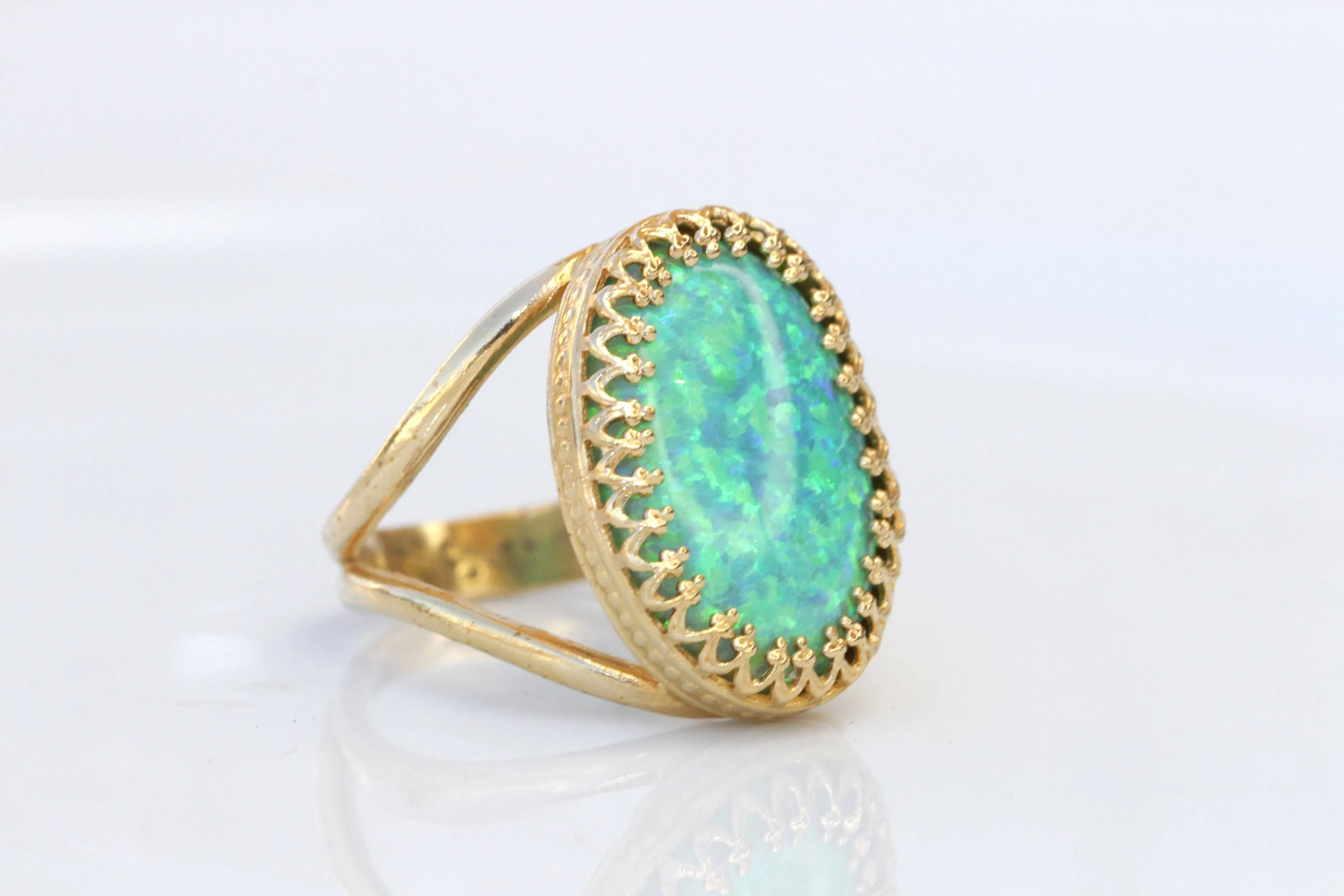 GREEN OPAL RING