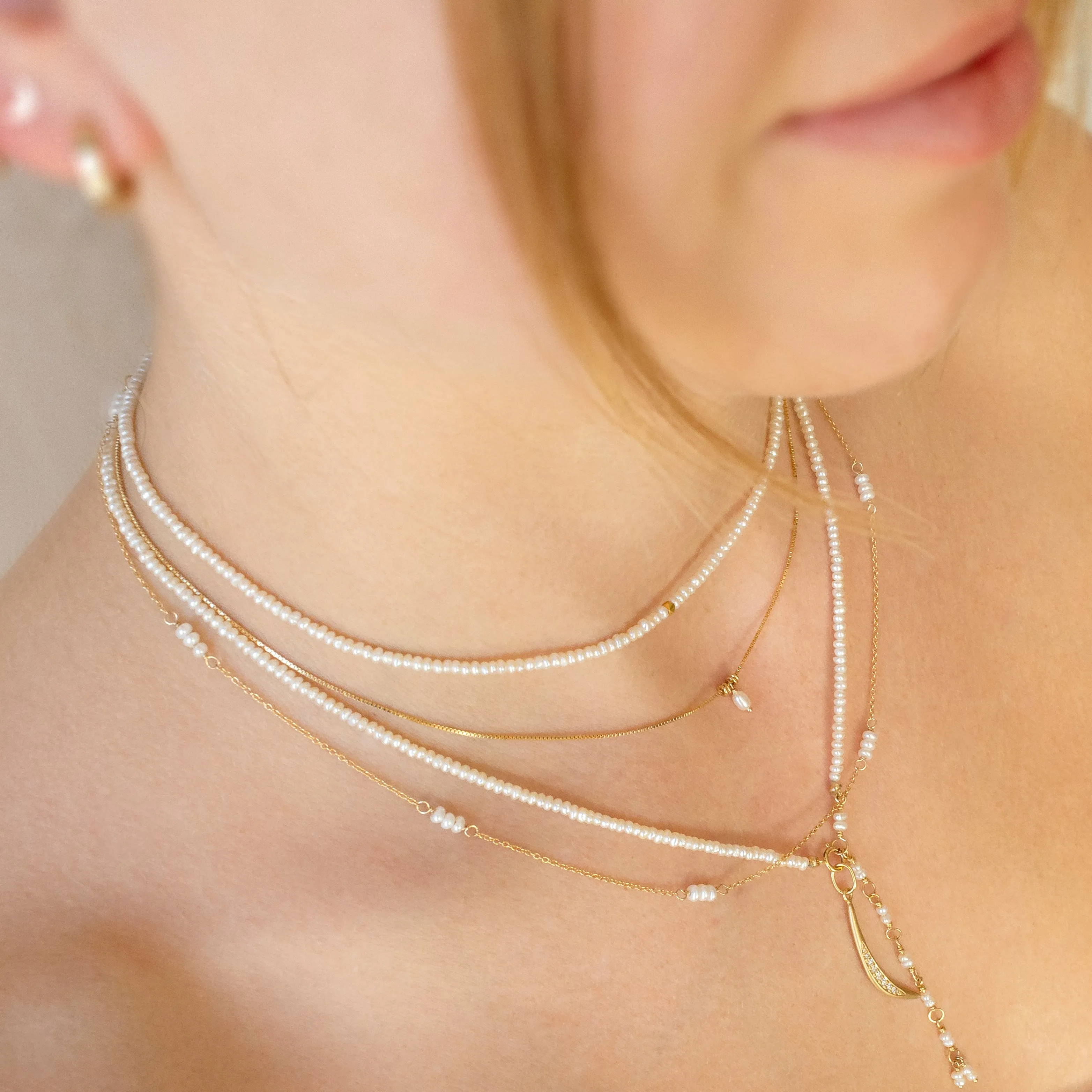 Luna' Freshwater Pearl Station Necklace