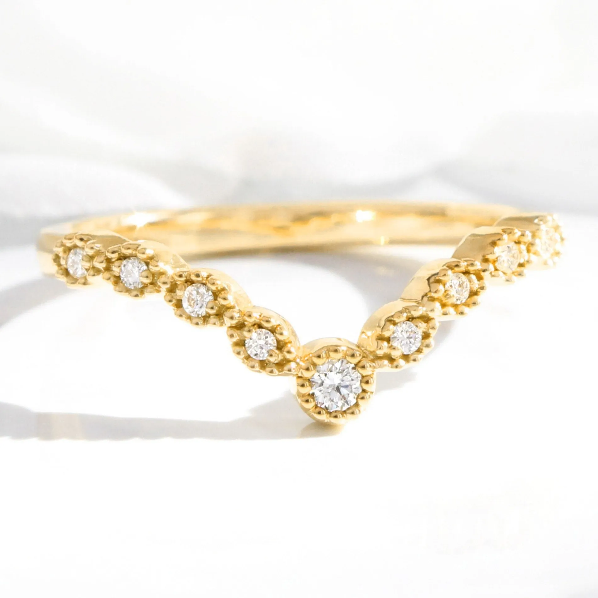 Milgrain Diamond Wedding Ring in V Shaped Contour Band