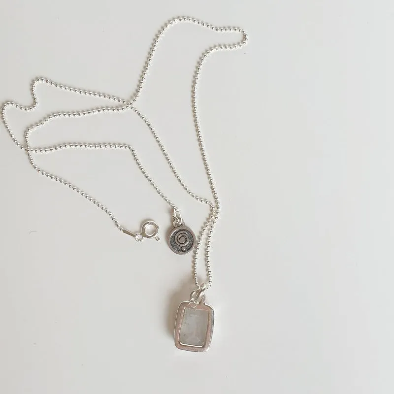 Moonstone from India, AAAA  grade pendant with chain "Intuition"