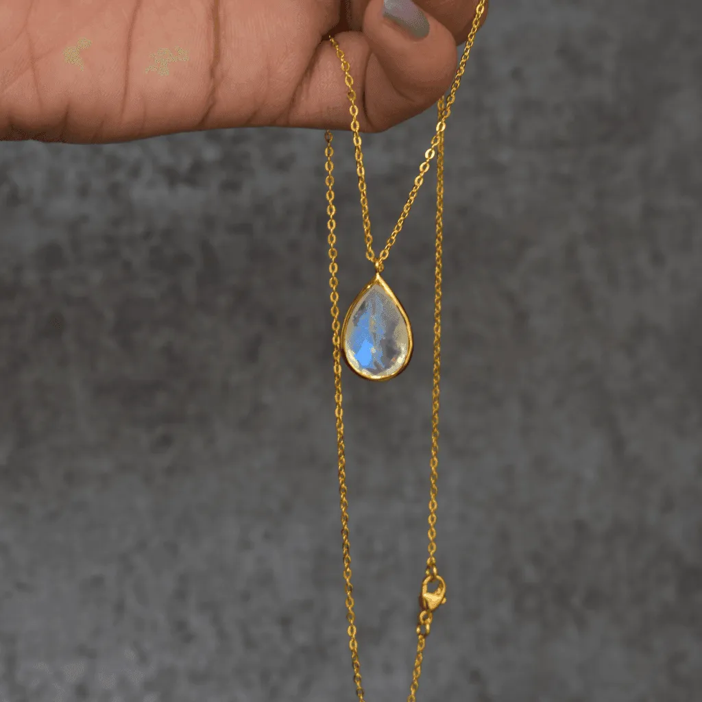 Moonstruck - Moonstone Necklace