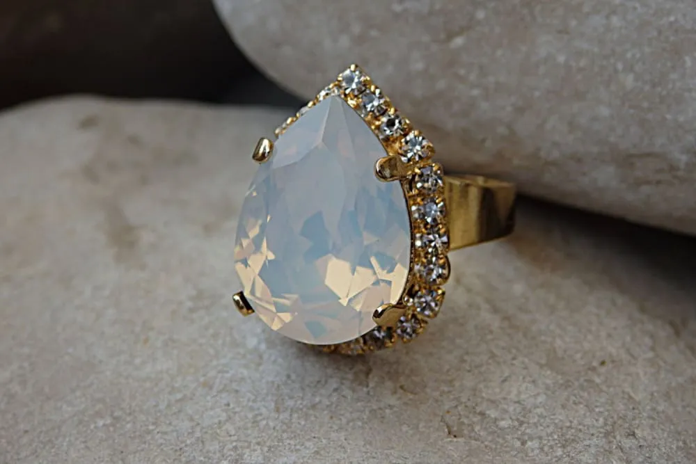 Opal Rebeka Ring