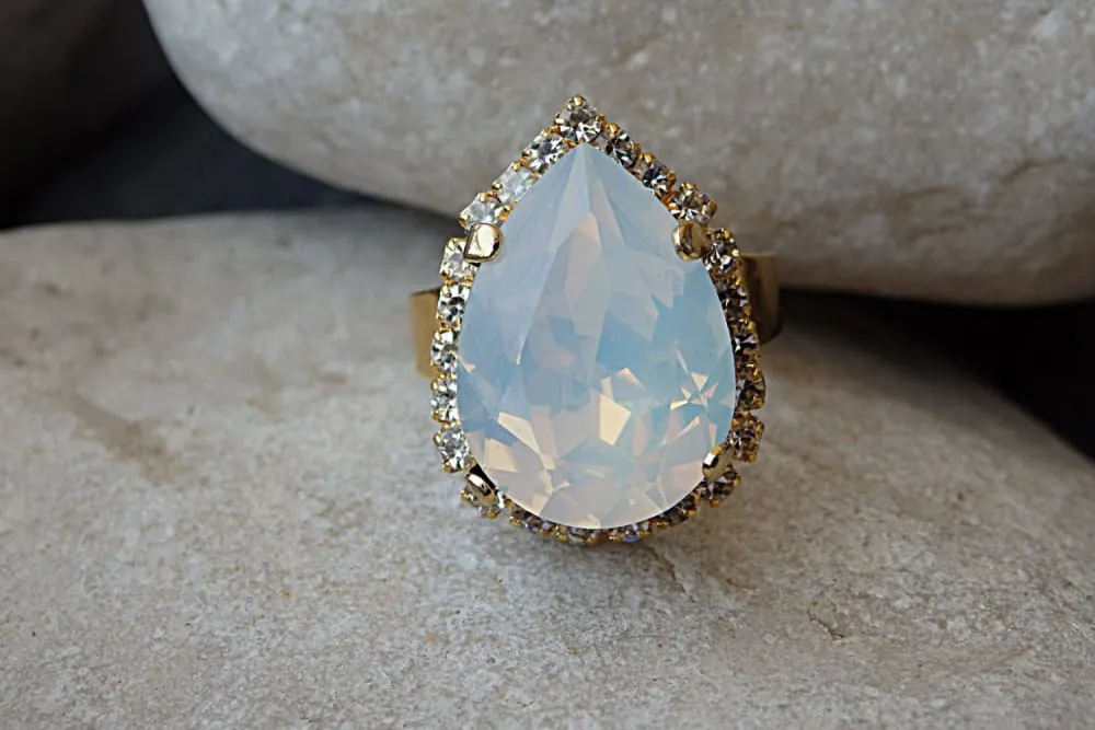 Opal Rebeka Ring