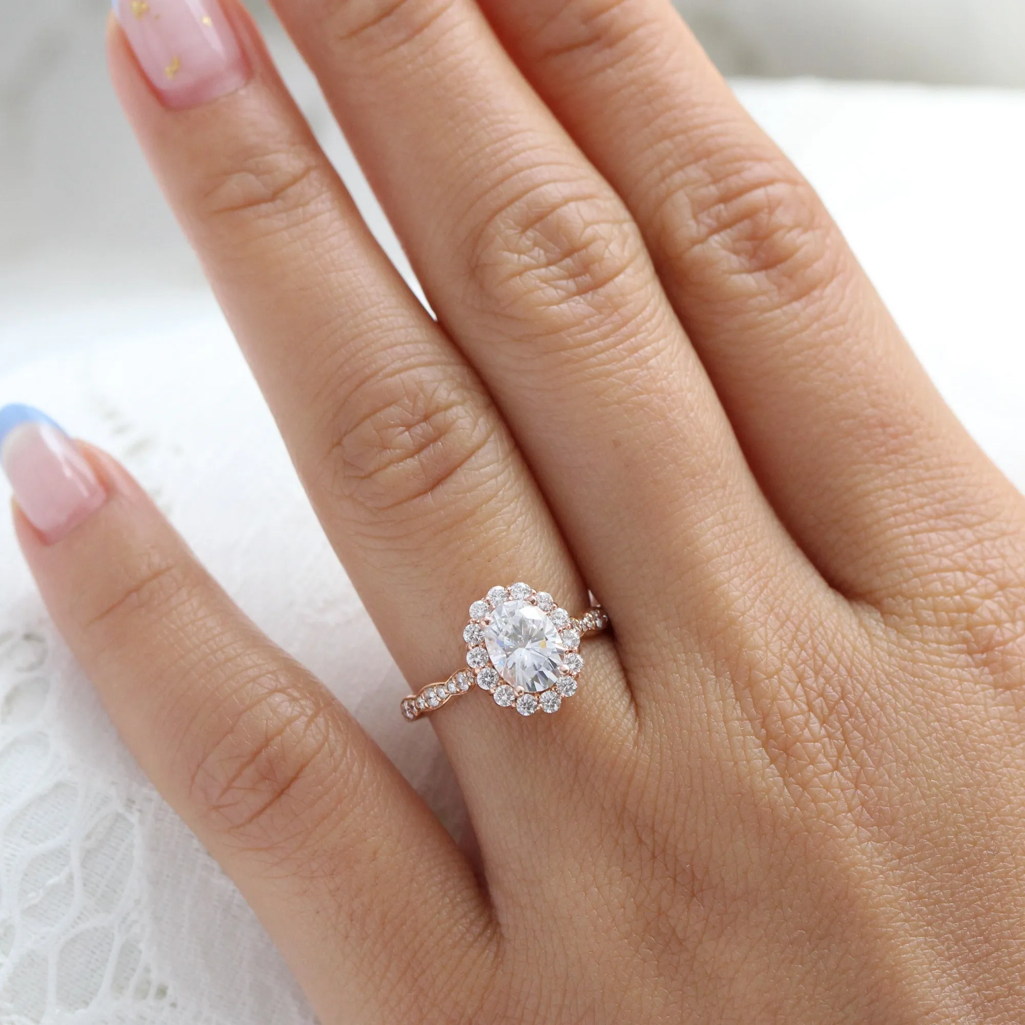 Oval Moissanite Engagement Ring in Luna Halo Diamond Scalloped Band