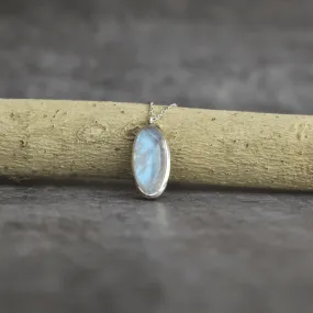 Oval Regency - Moonstone Necklace