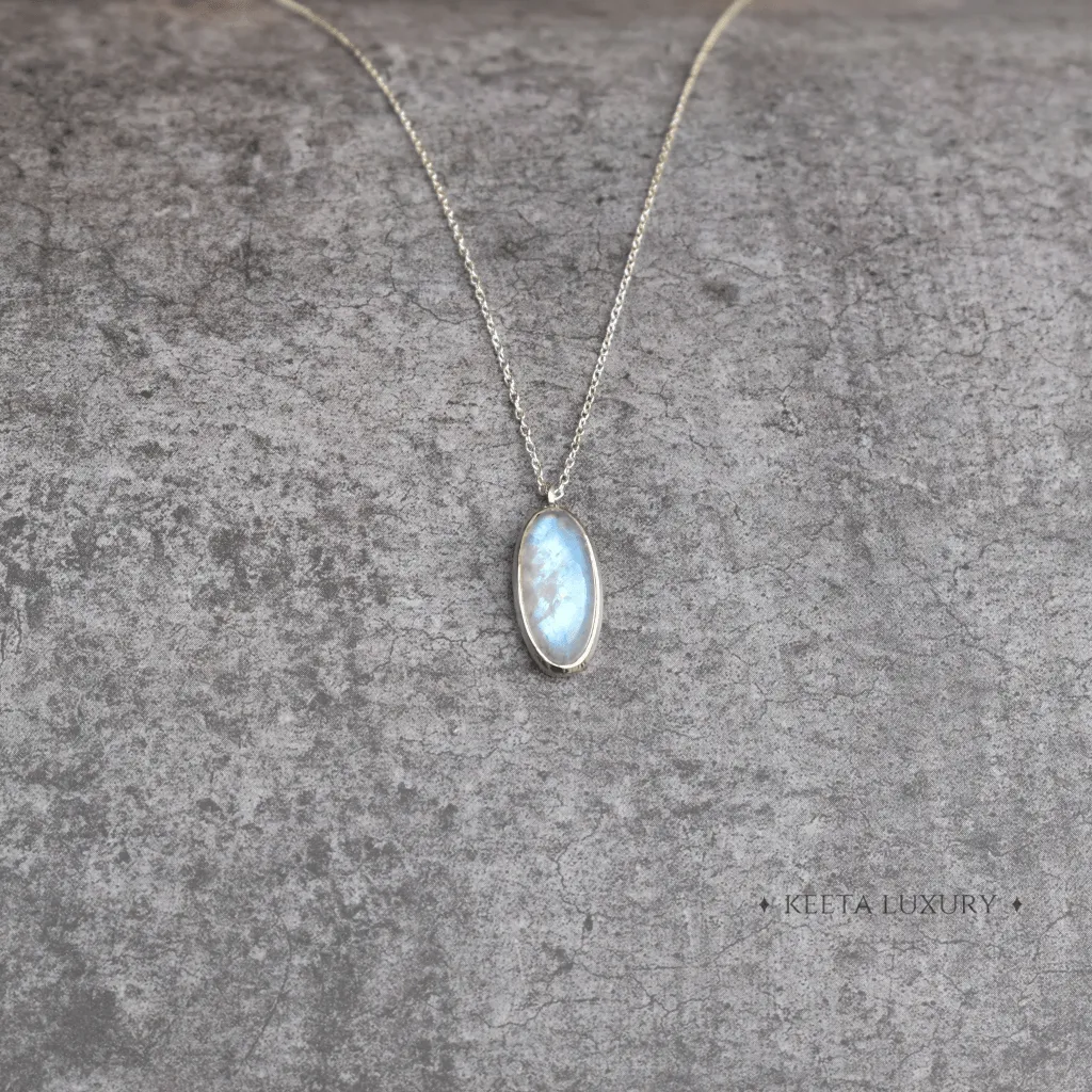 Oval Regency - Moonstone Necklace