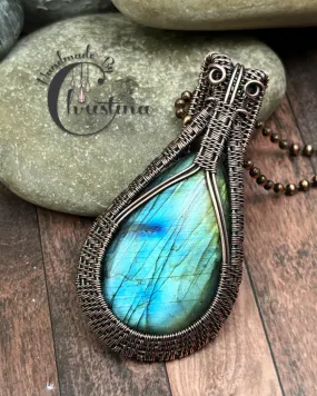 Oxidized Copper Wire Woven Labradorite Pendant