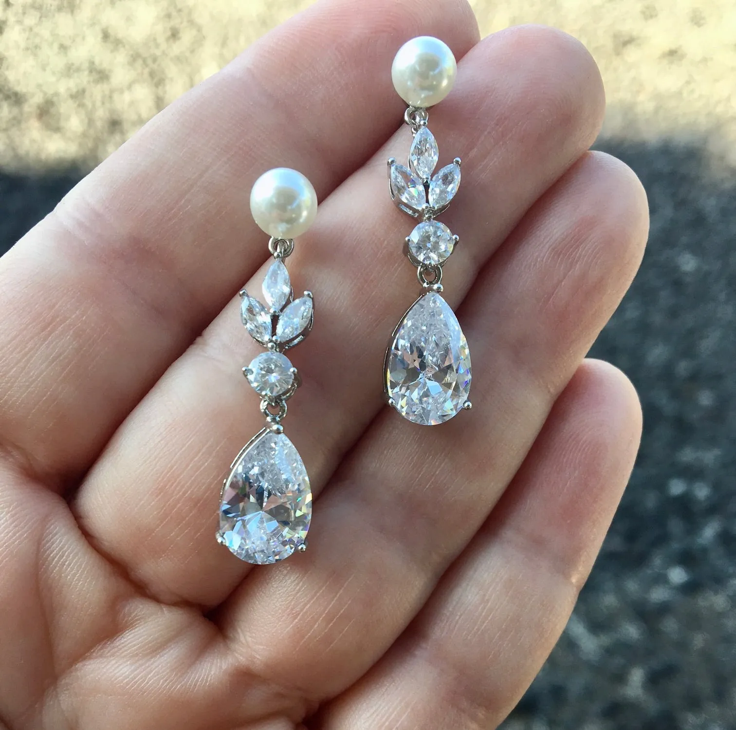 "Perla" - Pearl and Cubic Zirconia Bridal Earrings - Available in Silver, Rose Gold and Yellow Gold