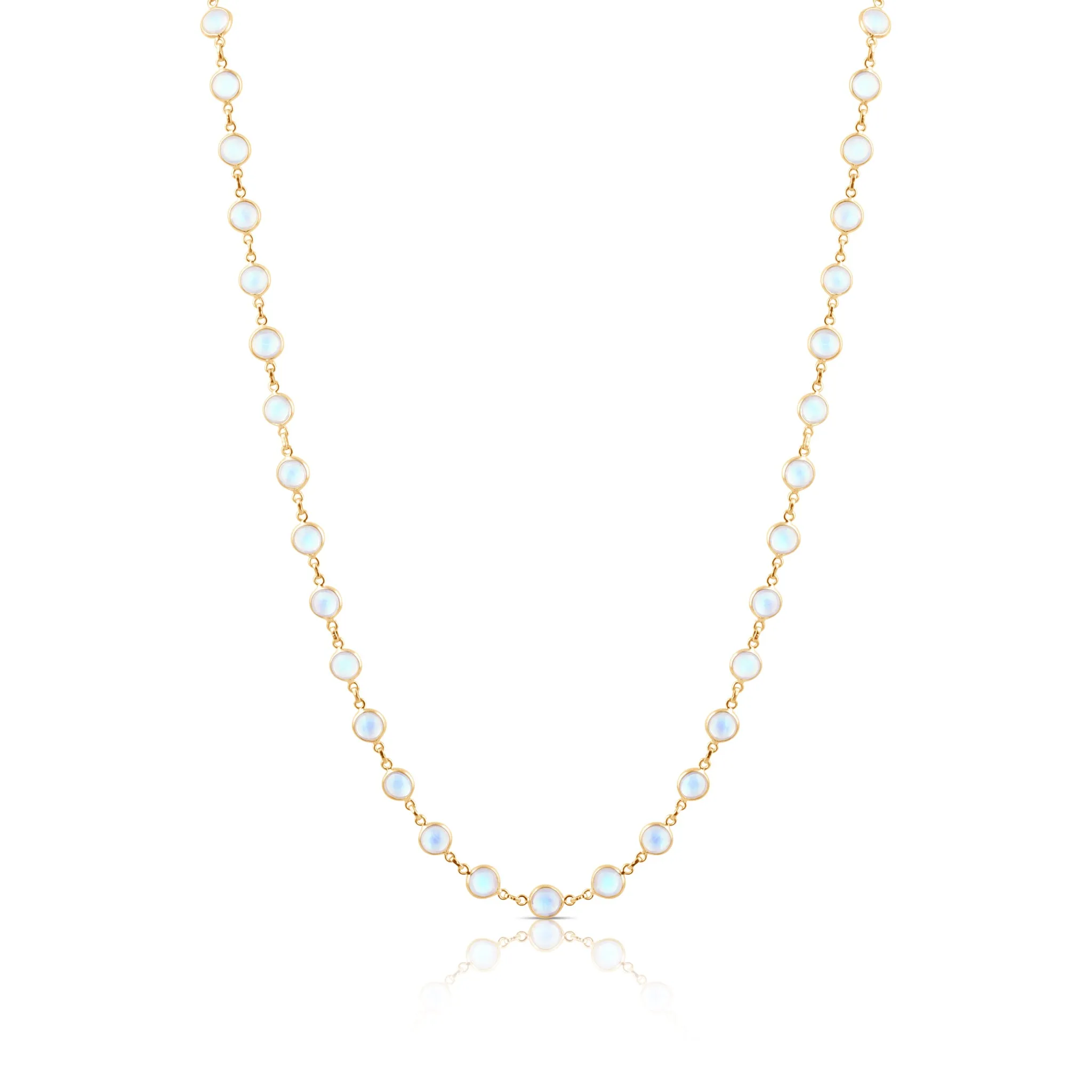 Rainbow Moonstone Round Necklace In 18K Yellow Gold