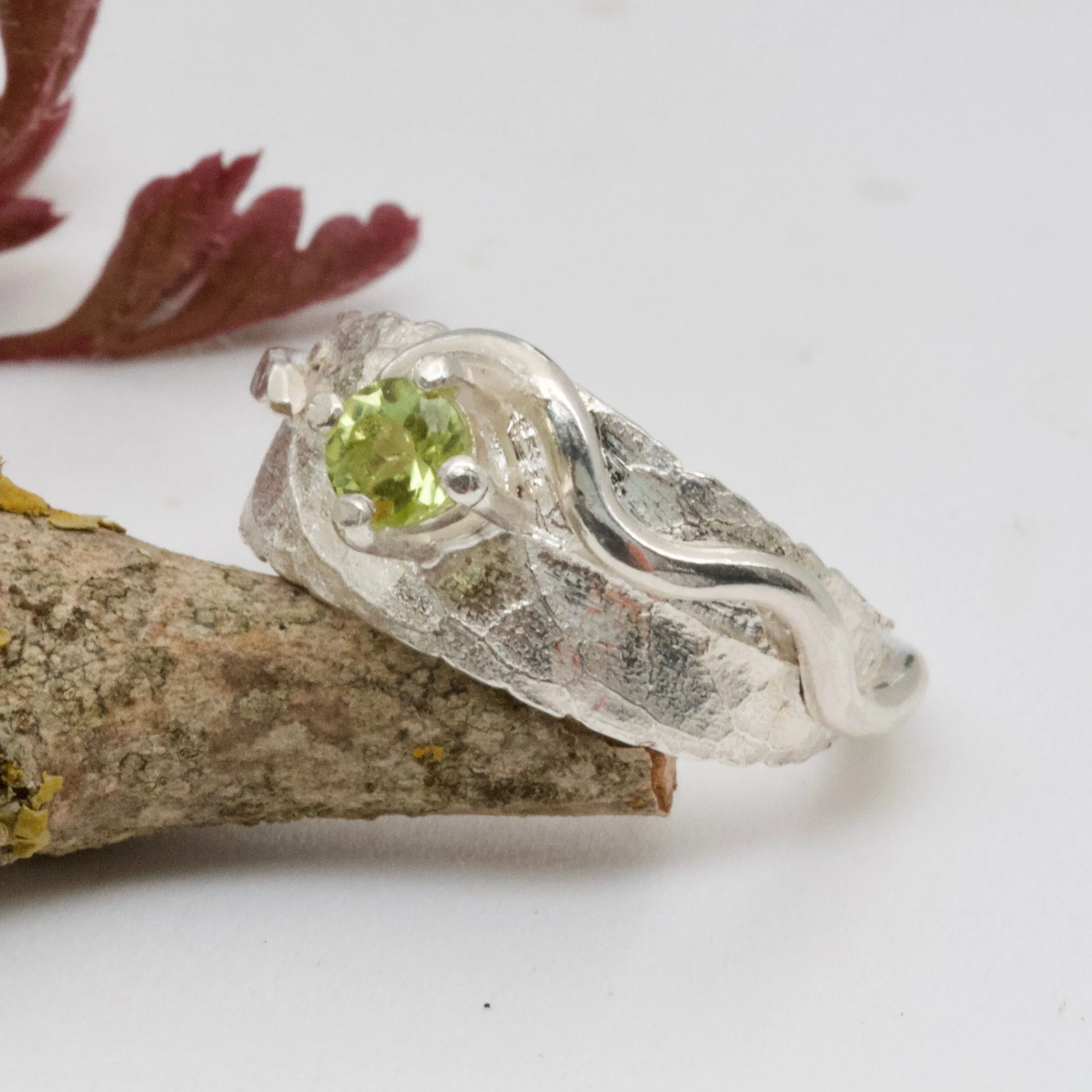 Silver Leaf Ring with Peridot