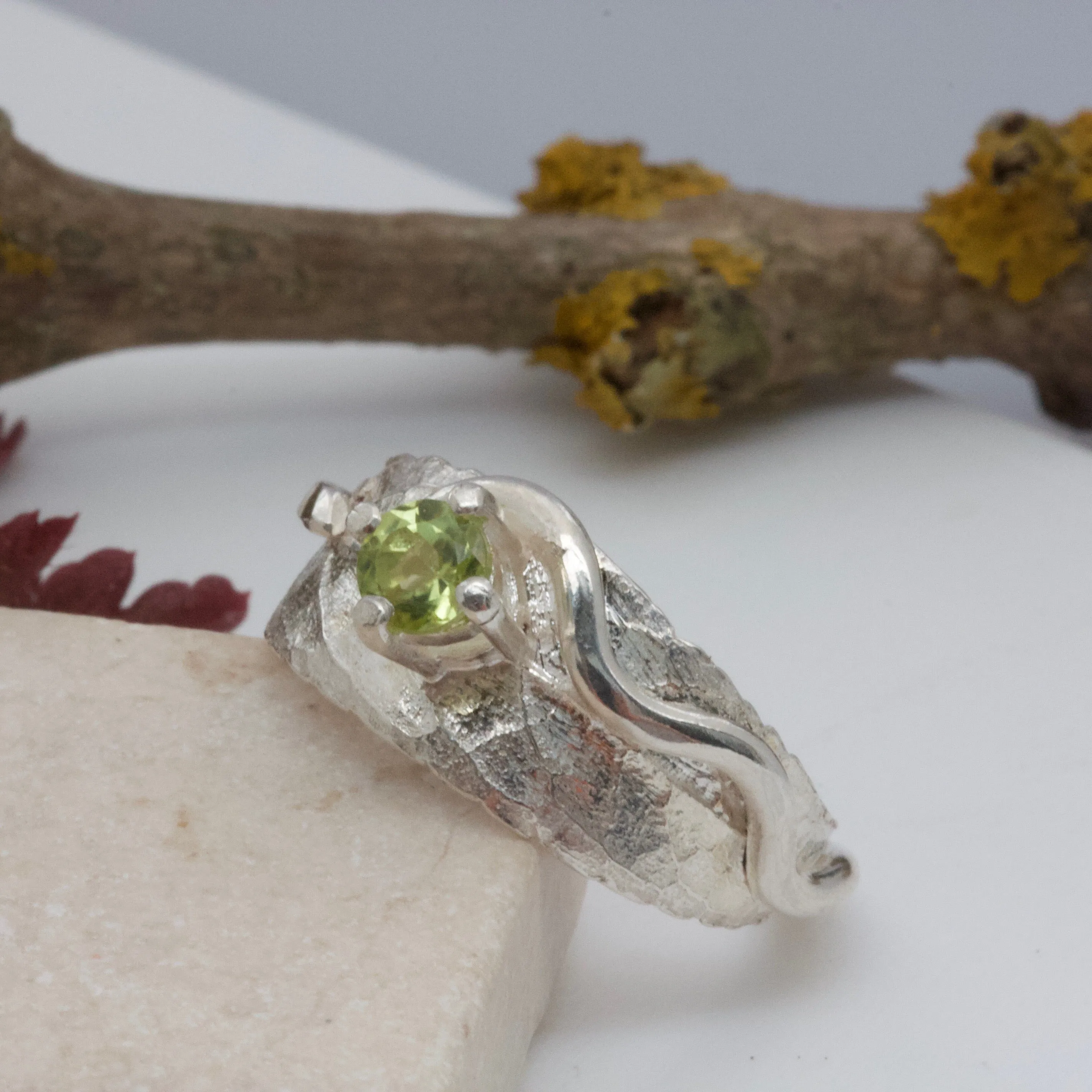 Silver Leaf Ring with Peridot