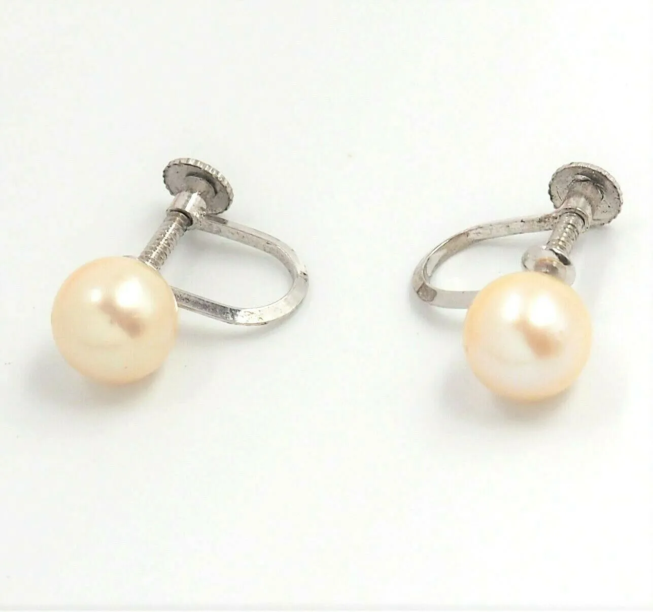 Vintage (c.1940s) Akoya Pearl Silver Screw-On Earrings