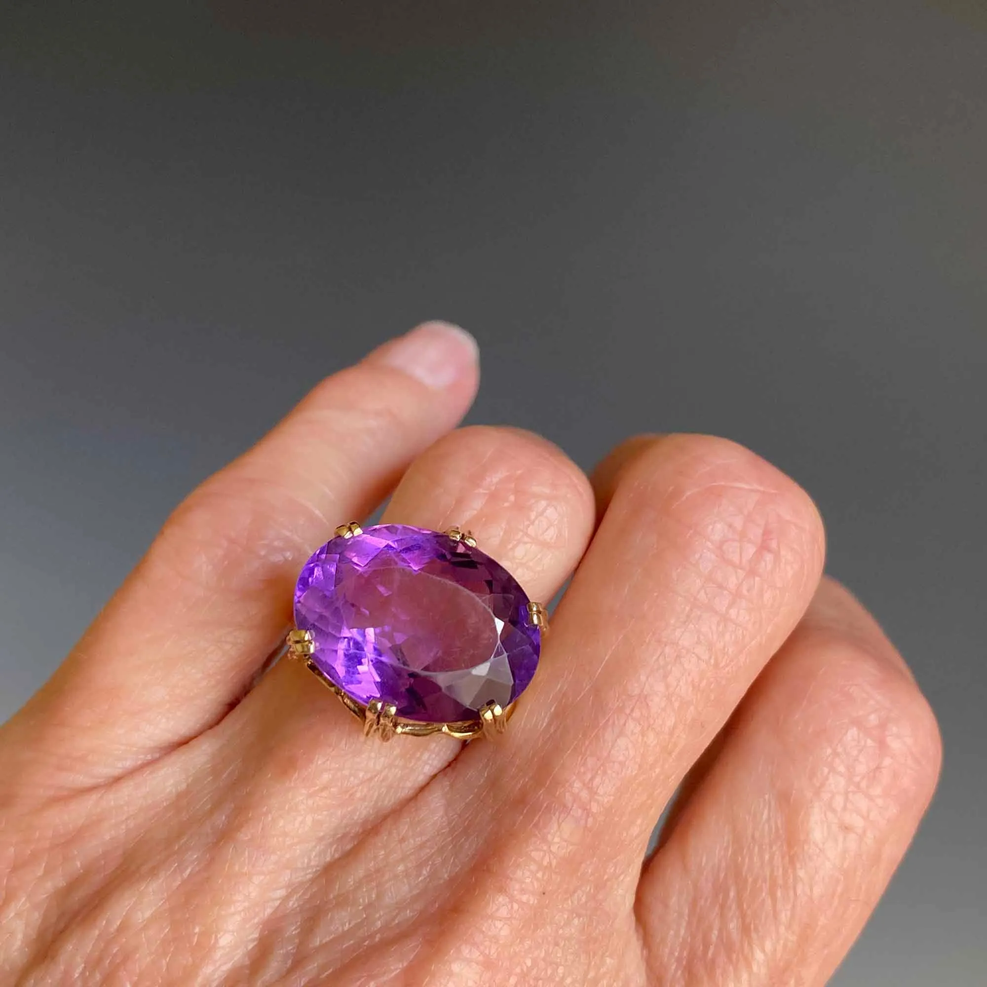 Vintage East West 12 CTW Amethyst Ring in 14K Gold