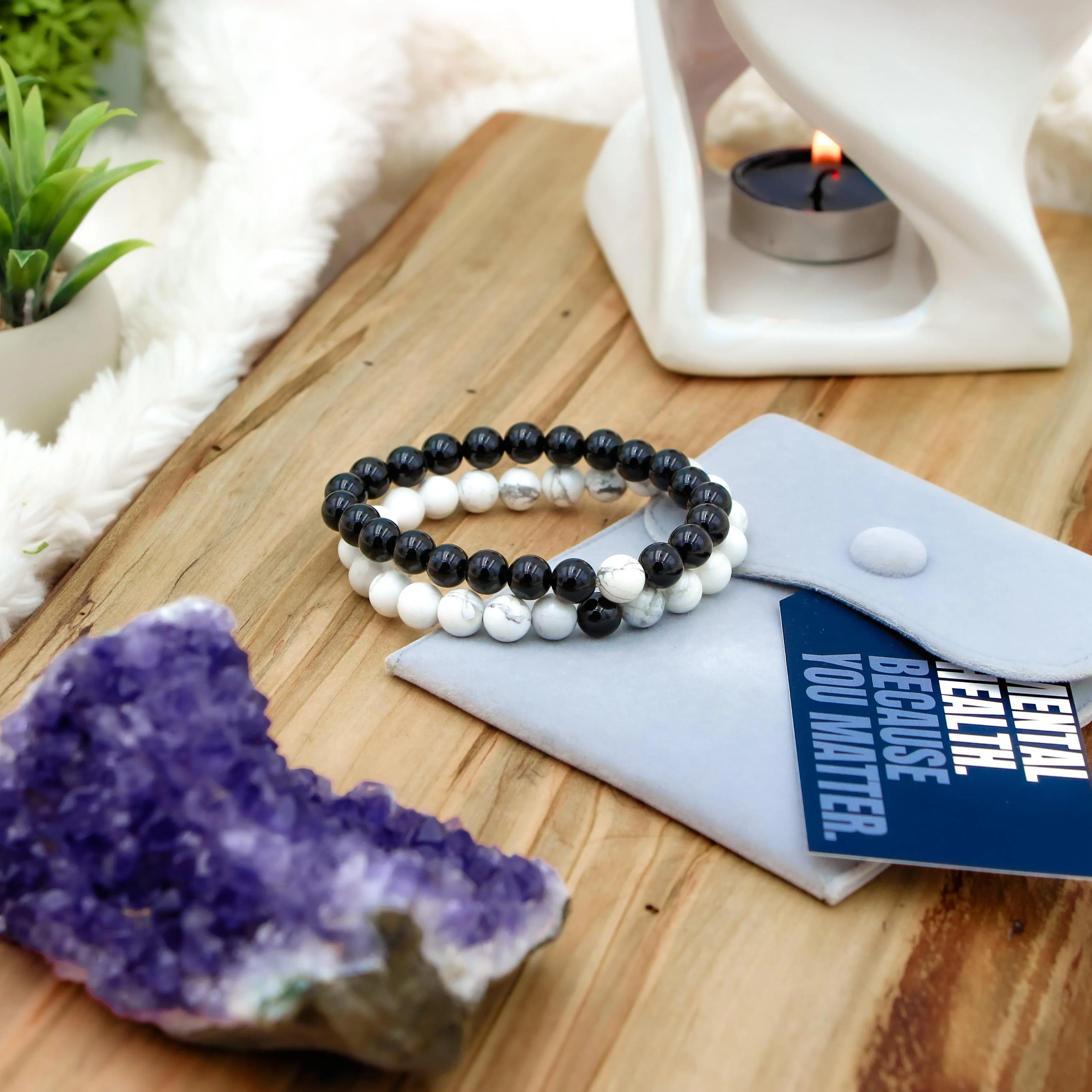 Yin and Yang Friendship Bracelet – Balance and Connection in Every Bead